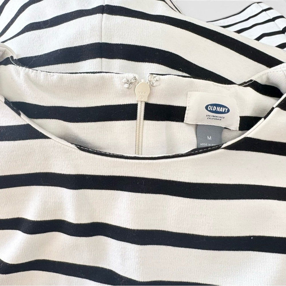 Old Navy Black and White Striped Mini Dress - Picture 4 of 6